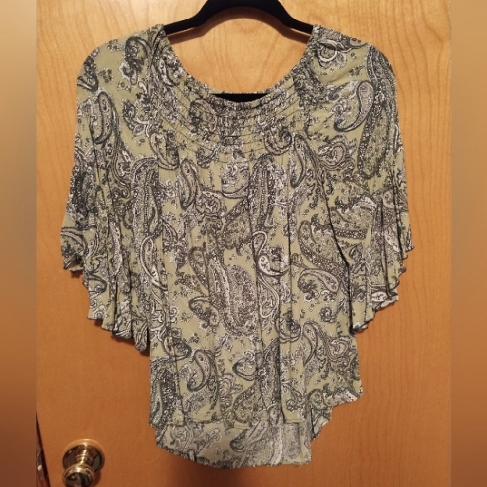 Cato poet top, green paisley, x-small
